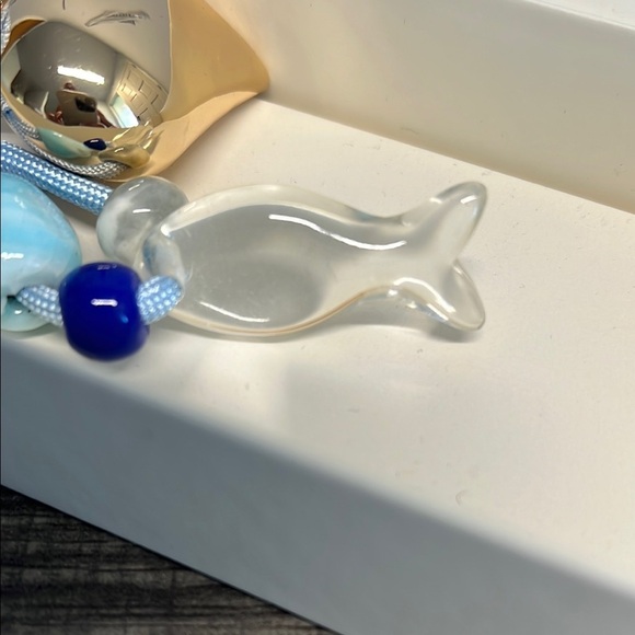 Macrae & Co | Heart Bag Charm w/ Clear Fish 🐟 🤍 - Picture 5 of 6